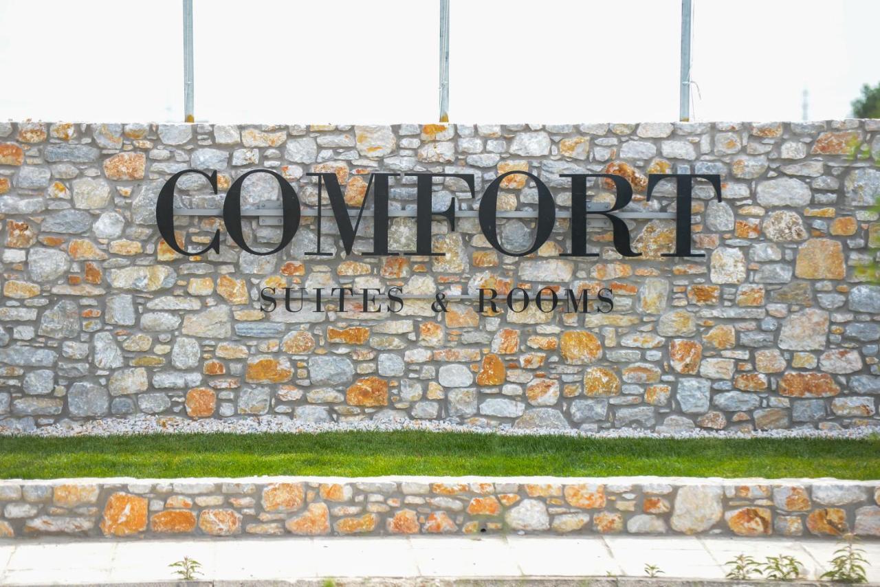Comfort Suites & Rooms Larissa Esterno foto