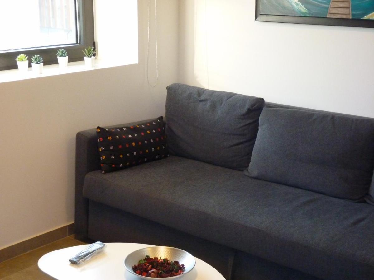 Comfort Suites & Rooms Larissa Esterno foto