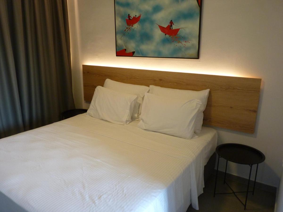 Comfort Suites & Rooms Larissa Esterno foto